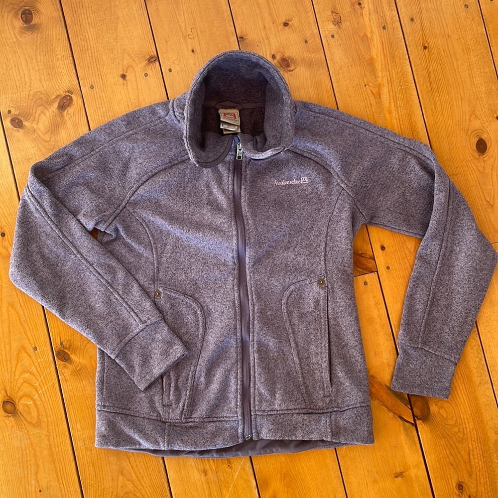 Gently worn small Avalanche full front zip sweatshirt.